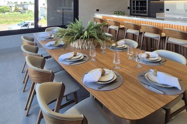 Casa &agrave; venda - 337m&sup2; - Condom&iacute;nio 