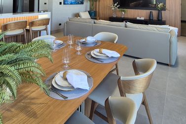 Casa &agrave; venda - 337m&sup2; - Condom&iacute;nio 