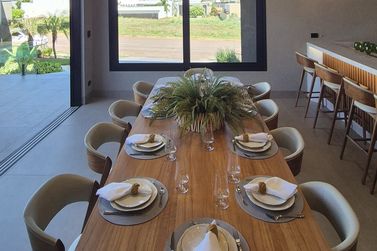 Casa &agrave; venda - 337m&sup2; - Condom&iacute;nio 
