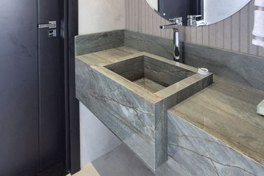 Casa &agrave; venda - 337m&sup2; - Condom&iacute;nio 