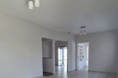 Casa &agrave; venda - 191m&sup2; - Centro
