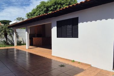 Casa &agrave; venda - 191m&sup2; - Centro