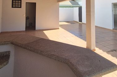 Casa &agrave; venda - 191m&sup2; - Centro
