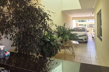 Casa &agrave; venda - 234m&sup2; -  Centro