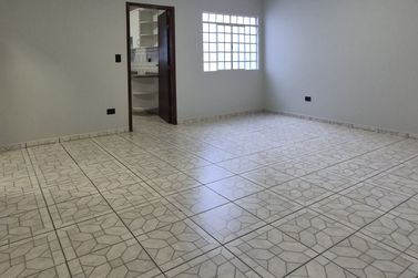 Casa &agrave; venda - 197m&sup2; - Centro