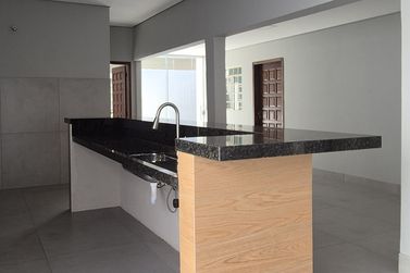 Casa &agrave; venda - 197m&sup2; - Centro