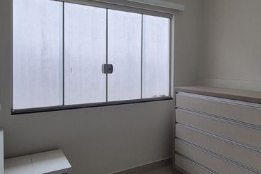 Casa &agrave; venda - 200m&sup2; - JD Santos Dumont 