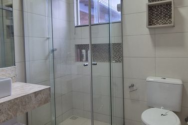 Casa &agrave; venda - 200m&sup2; - JD Santos Dumont 