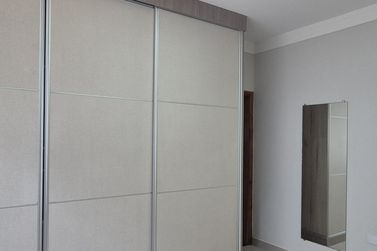 Casa &agrave; venda - 200m&sup2; - JD Santos Dumont 