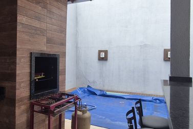 Casa &agrave; venda - 200m&sup2; - JD Santos Dumont 