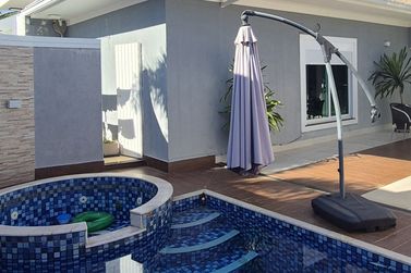 Casa &agrave; venda - 200m&sup2; - Condom&iacute;nio San lorenzo 