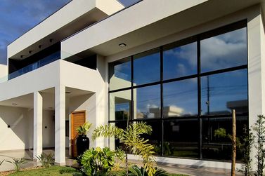 Casa &agrave; venda - 215m&sup2; - JD Oasis