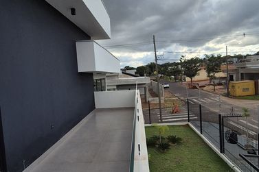 Casa &agrave; venda - 215m&sup2; - JD Oasis
