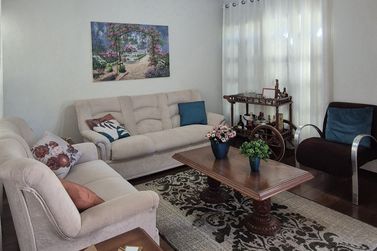 Casa &agrave; venda - 220m&sup2; - Jardim Progresso 