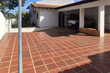 Casa &agrave; venda - 220m&sup2; - Jardim Progresso 