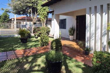 Casa &agrave; venda - 220m&sup2; - Jardim Progresso 