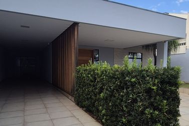 Casa &agrave; venda - 247m&sup2; - Prox mercado Camilo