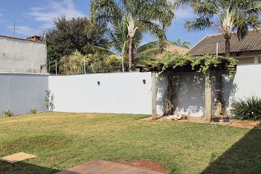Casa &agrave; venda - 247m&sup2; - Prox mercado Camilo