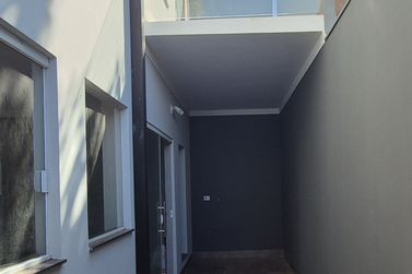 Sobrado &agrave; venda - 165m&sup2; - Jardim oasis