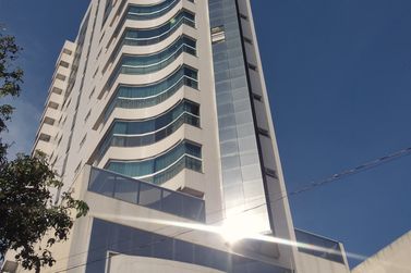 Apartamento &agrave; venda - 164m&sup2; - Centro