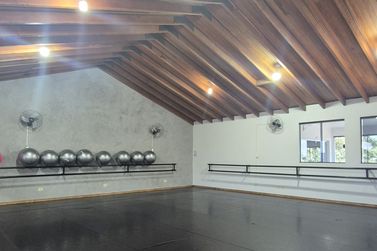 Casa &agrave; venda - 460m&sup2; - Jd igua