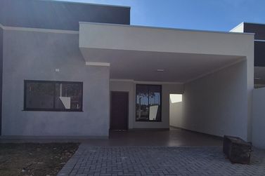 Casa &agrave; venda - 135m&sup2; - JD Ouro Branco 