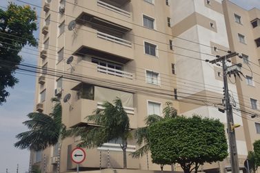 Apartamento &agrave; venda - 115m&sup2; - Centro