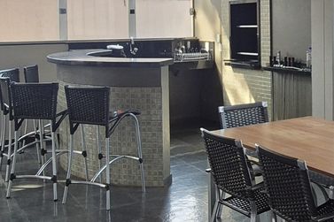 Apartamento &agrave; venda - 115m&sup2; - Centro