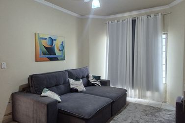Casa &agrave; venda - 132m&sup2; - Pr&oacute;xima Col&eacute;gio Estadual 