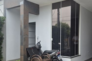 Casa &agrave; venda - 105m&sup2; - Jardim das Na&ccedil;&otilde;es 