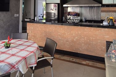 Casa &agrave; venda - 287m&sup2; - Jardim S&atilde;o Jorge 
