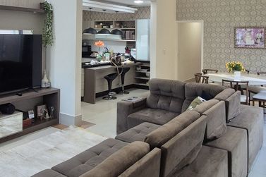 Casa &agrave; venda - 287m&sup2; - Jardim S&atilde;o Jorge 