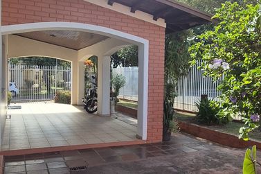 Casa &agrave; venda - 220m&sup2; - Jardim Igua&ccedil;u 