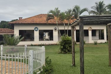 Ch&aacute;cara &agrave; venda - 29000m&sup2; - Jardim S Jorge