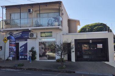 Sobrado &agrave; venda - 484m&sup2; - Centro