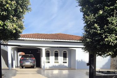 Casa &agrave; venda - 285m&sup2; - JD Ouro Branco 