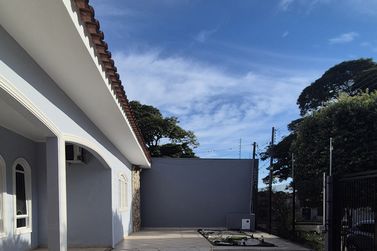 Casa &agrave; venda - 285m&sup2; - JD Ouro Branco 