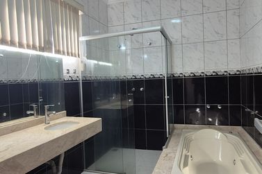 Sobrado &agrave; venda - 170m&sup2; - JD OURO BRANCO