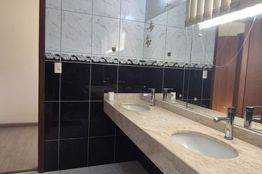Sobrado &agrave; venda - 170m&sup2; - JD OURO BRANCO