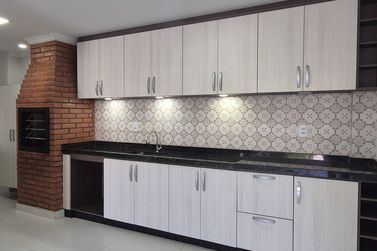 Sobrado &agrave; venda - 170m&sup2; - JD OURO BRANCO