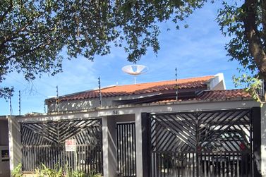 Casa &agrave; venda - 132m&sup2; - Jardim simone