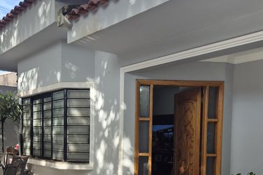 Casa &agrave; venda - 132m&sup2; - Jardim simone
