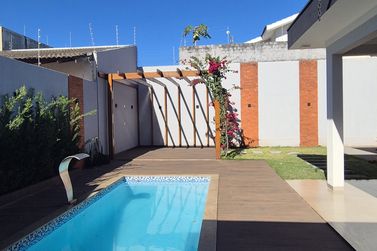 Casa &agrave; venda - 186m&sup2; - Jd Monte Cristo 