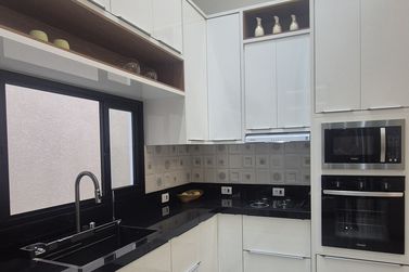 Casa &agrave; venda - 188m&sup2; - Centro