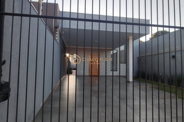 Casa &agrave; venda - 122m&sup2; - Jardim Santos Dumont