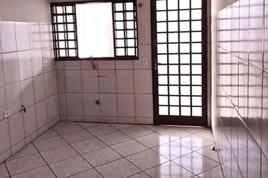 Casa para alugar - 76m&sup2; - Jardim Ip&ecirc;