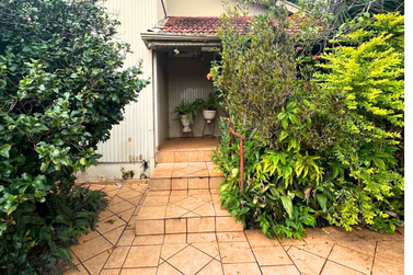 Terreno &agrave; venda - 450m&sup2; - Centro