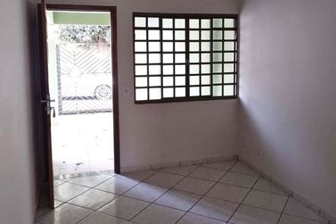 Casa para alugar - 76m&sup2; - Jardim Ip&ecirc;
