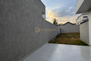 Casa &agrave; venda - 100m&sup2; - Jardim Santos Dumont