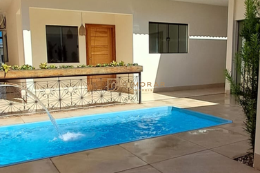 Casa &agrave; venda - 132m&sup2; - Monte cristo